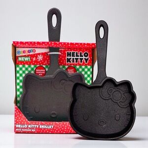 NWT Hello Kitty Pancake Skillet Mini Maker Mold
